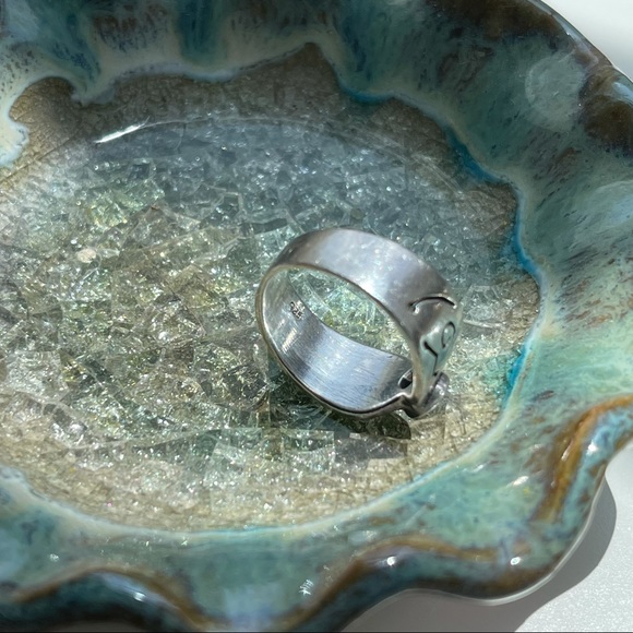 Sterling Silver Ring - Picture 8 of 9